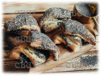 Треугольники (с маком) 2,5 кг 15 сут